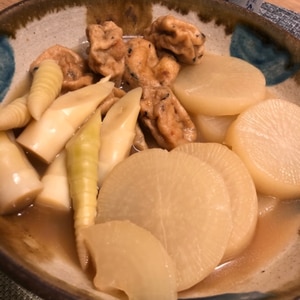 茅乃舎だしを使って☆大根と厚揚げの煮物